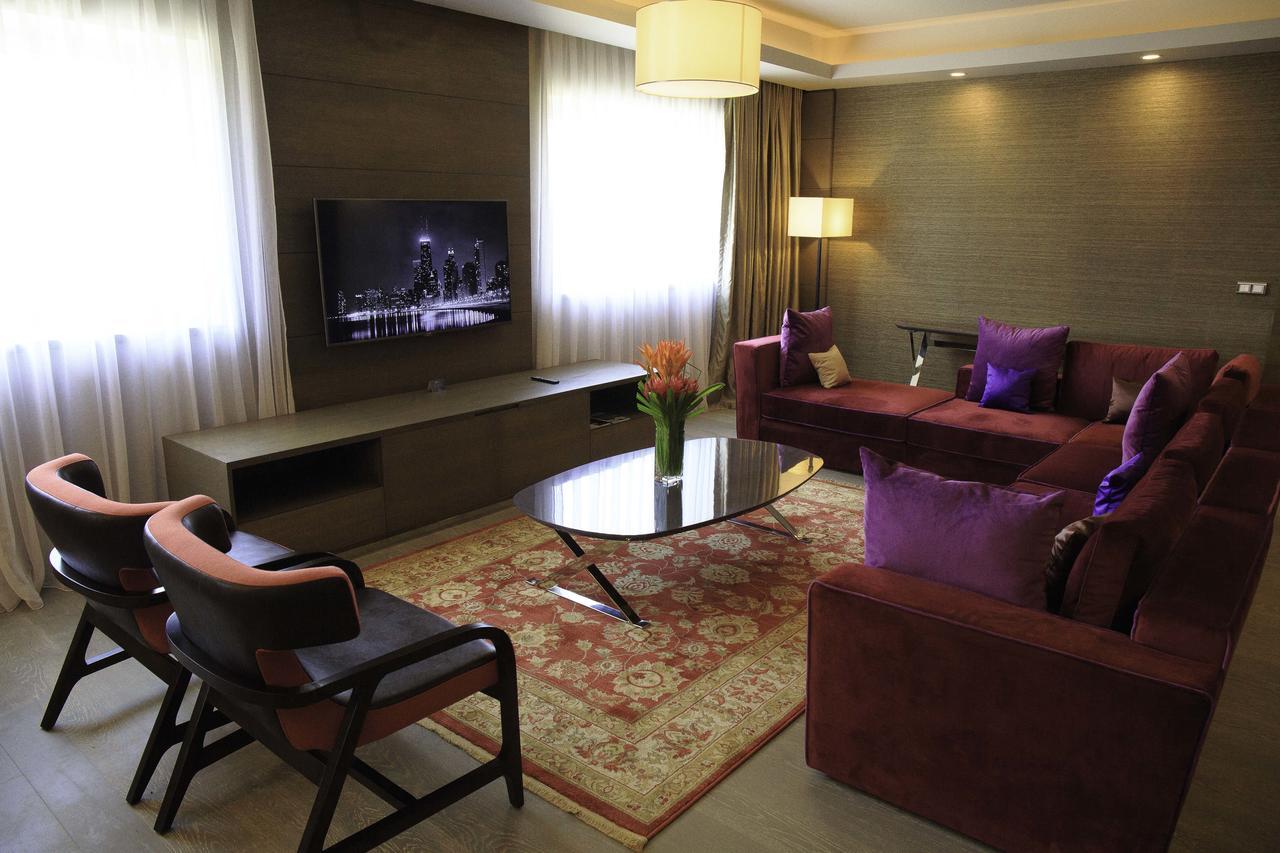 Radisson Blu Hotel, Abidjan Airport Exterior photo