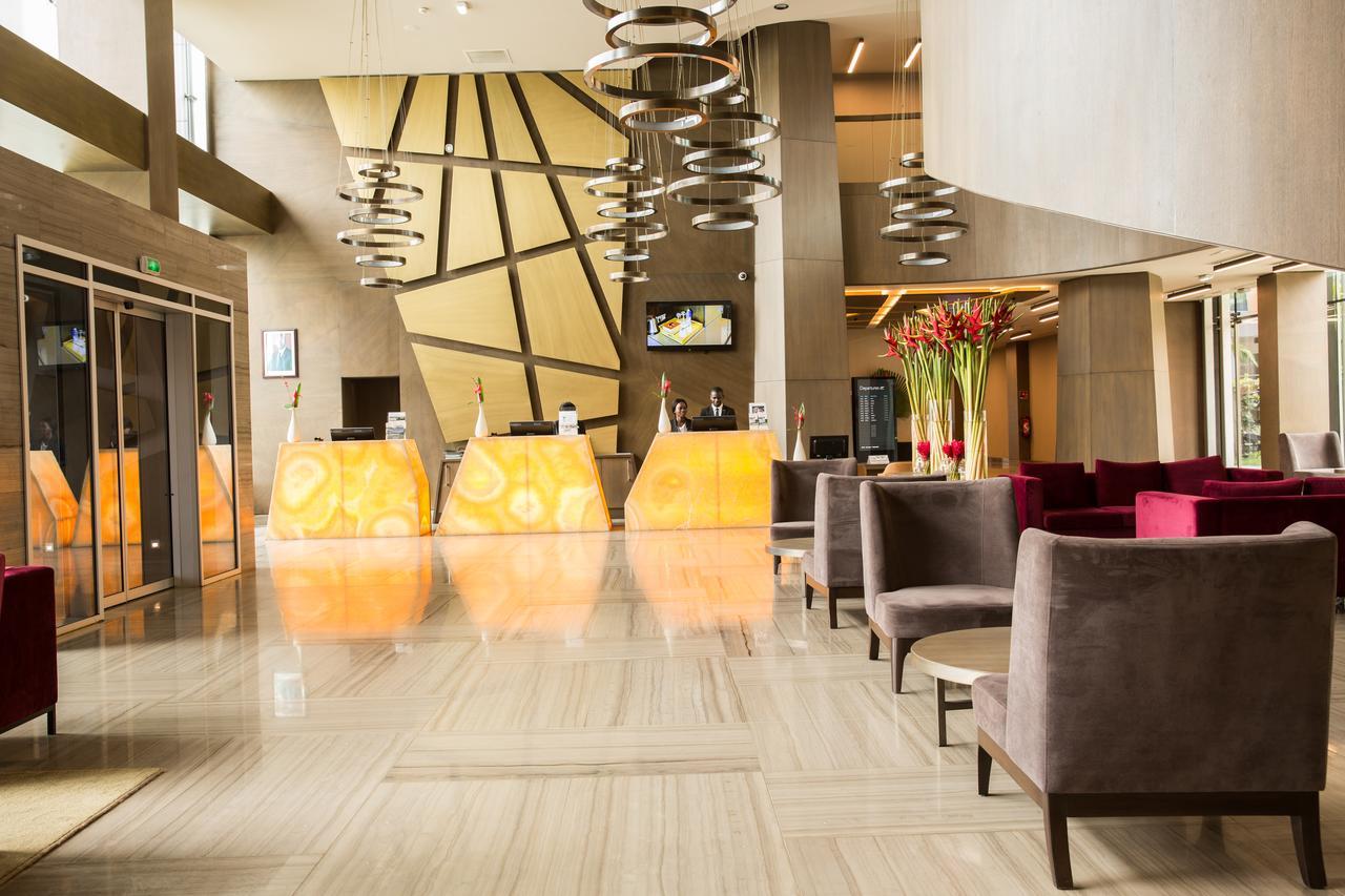 Radisson Blu Hotel, Abidjan Airport Exterior photo